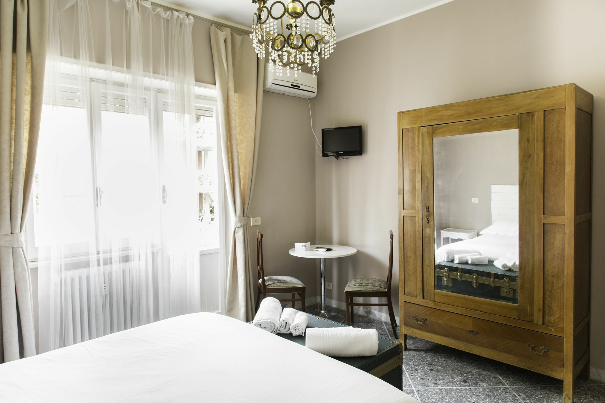 Roma Talenti Breme B&B Extérieur photo